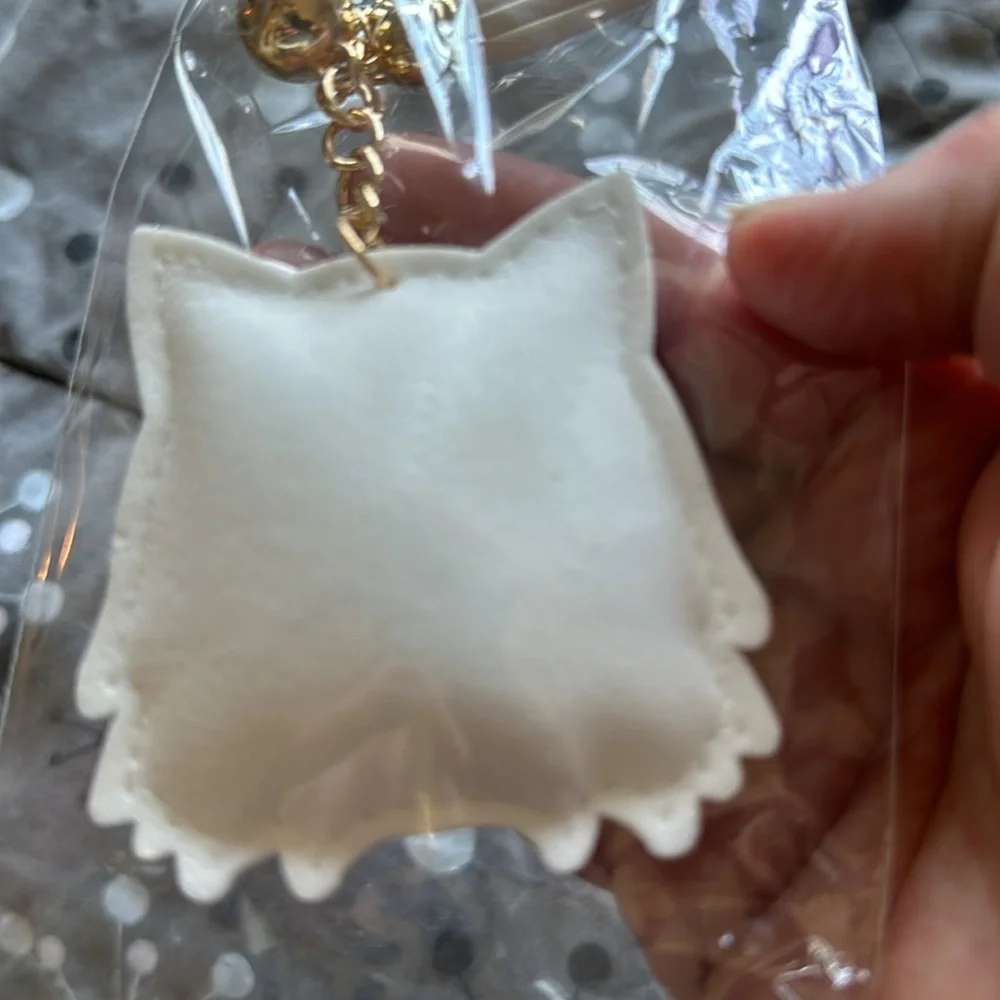 NWT rhinestone Pomeranian keychain purse charm vegan suede - Picture 5 of 6